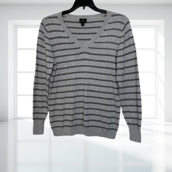 Worthington Black & Gray Striped V-Neck Pullover Sweater - Size Large - Picture 2 of 13